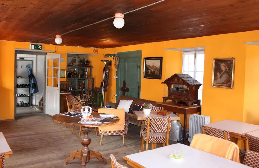 Edelweiss Mountain Guest House - 1 Hour Hike Up From Zermatt Station - On Hiking Trail - No Transport-1